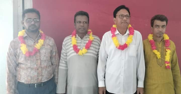 তানোরে শিক্ষক কর্মচারী কল্যান সমিতির ত্রিবার্ষিক সম্মেলনে আইয়ুব সভাপতি হাবিব সম্পাদক