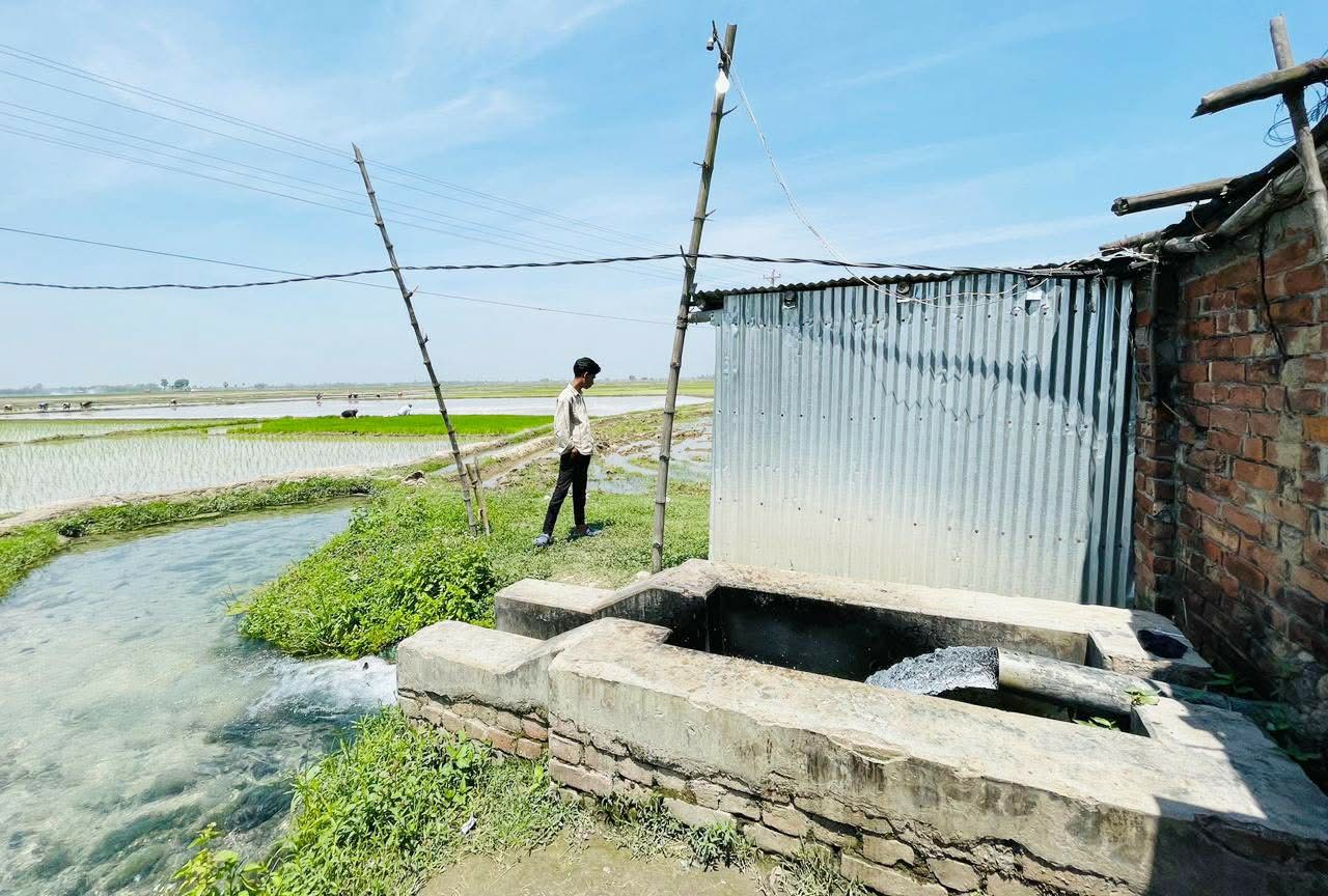 তানোরে জমি ও সেচপাম্প দখলে নিতে দুই ভুয়া দলিল তৈরির অভিযোগ,সাব-রেজিস্ট্রারসহ ১৪ জনের বিরুদ্ধে মামলা