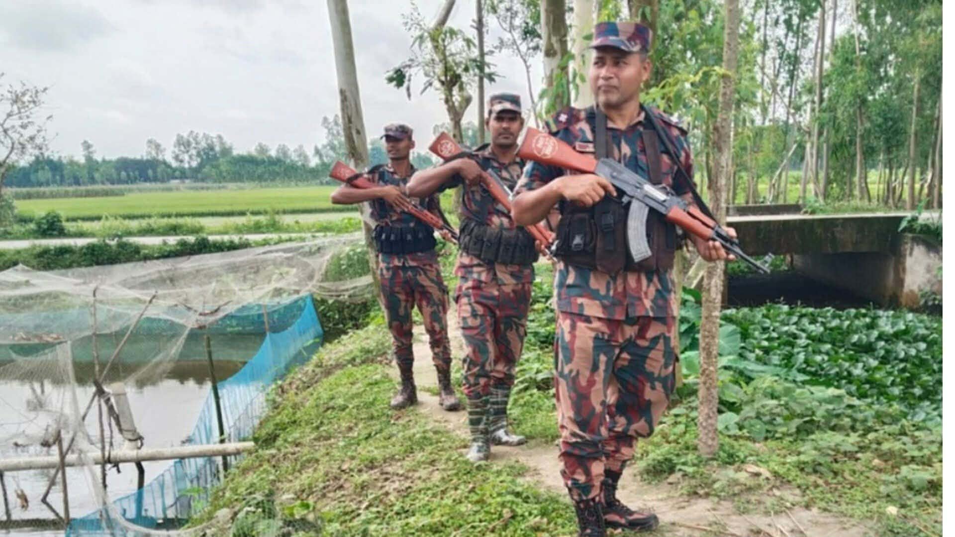 লালমনিরহাট সীমান্তে সতর্কতা জারি ভারত থেকে অনুপ্রবেশ ঠেকাতে